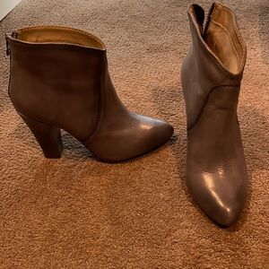 Women grey booties. Steven by Steve Madden size 7.5.
